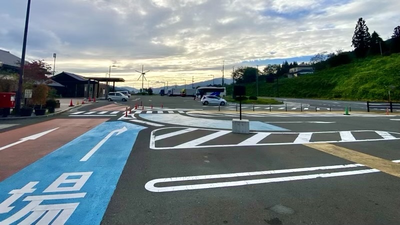 道の駅遠野風の丘　駐車場　トイレが近い方