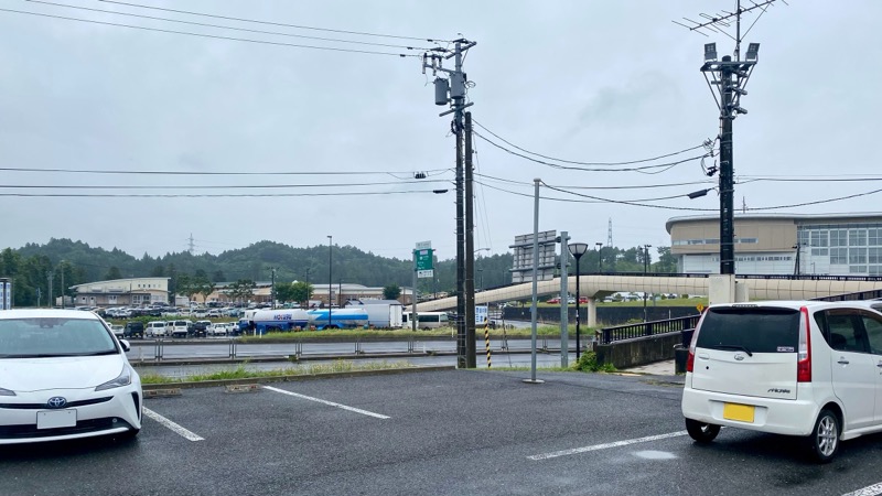 道の駅三本木　駐車場　三本木IC側