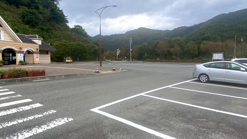 道の駅はやちね　ベルンドルフプラネッツ側の駐車場　岩手県の道の駅